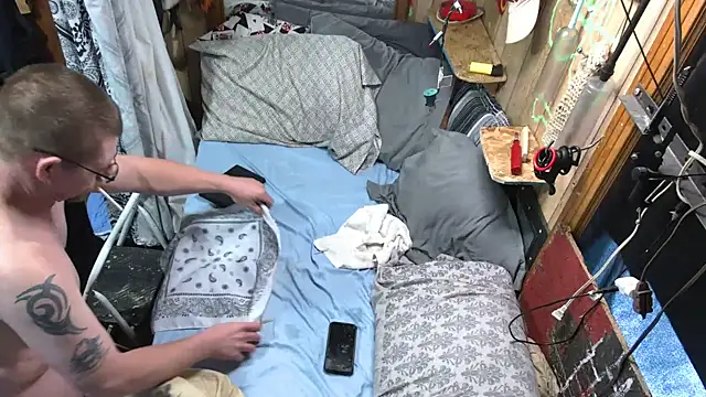 sex4fun 21 online show from February 22, 6:19 pm