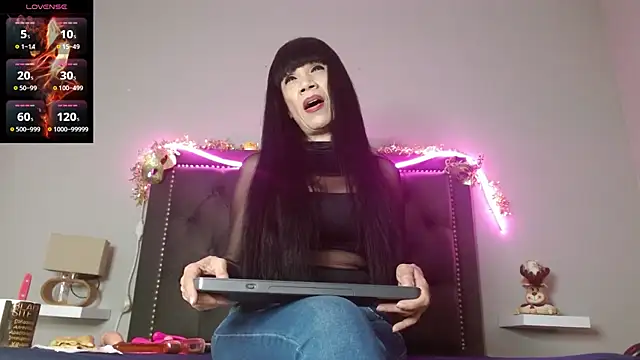 CharlotteLemke online show from January 13, 1:16 pm