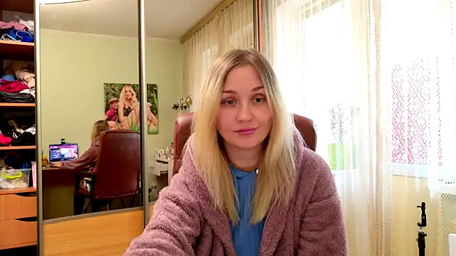 ModelEva online show from April 30, 1:39 pm