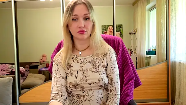 ModelEva online show from May 2, 9:03 am