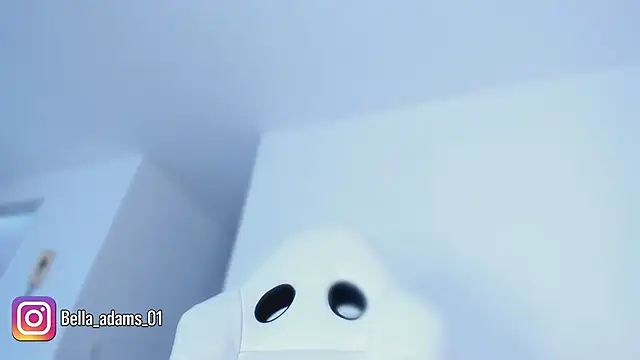 bella adams  online show from November 14, 8:40 pm