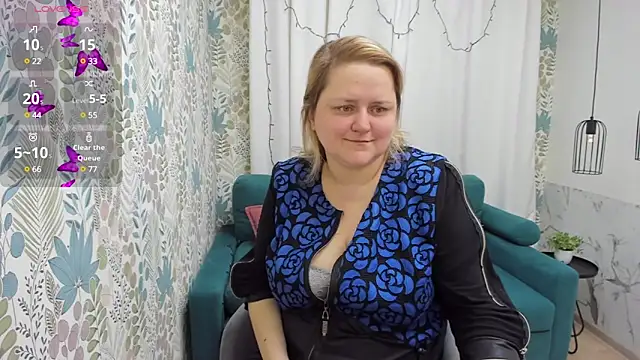 ScarlettSoft online show from December 30, 5:37 am