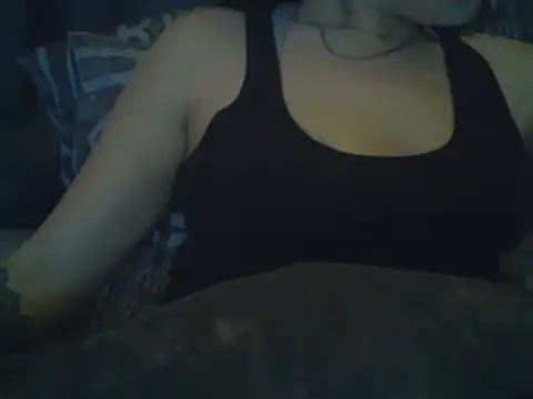 Snapshot of geilmeisje98 chatting on December 12, 10:31 pm geilmeisje98 online show from December 12, 10:31 pm