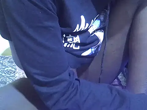 Snapshot of EbonyMina_ chatting on September 30, 6:51 am EbonyMina online show from September 30, 6:51 am