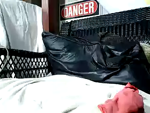 HungHawaiian808xh online show from December 15, 12:59 am