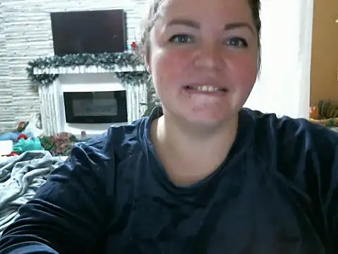 Snapshot of cute__cherry chatting on December 12, 10:20 pm cute  cherry online show from December 12, 10:20 pm