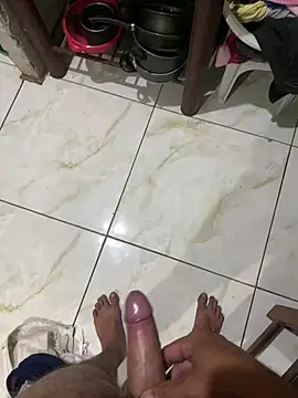 cf27 online show from March 28, 8:14 am