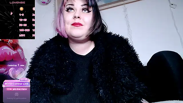Psychobitch7 online show from February 17, 11:09 pm