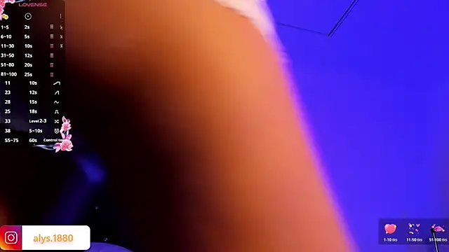 alysson 18 online show from November 26, 1:23 pm