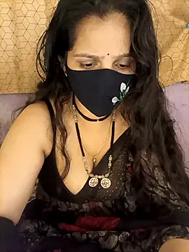 Rising Smiler online show from January 5, 6:00 pm