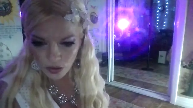 marilyn420 online show from June 2, 11:12 am