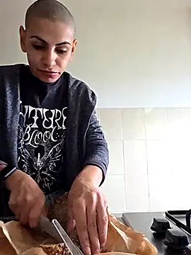 Snapshot of hotSANDRA_STARR chatting on October 10, 3:00 pm hotSANDRA STARR online show from October 10, 3:00 pm