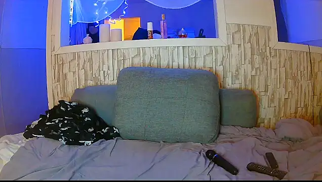 Mila Ferrara online show from January 8, 8:06 am