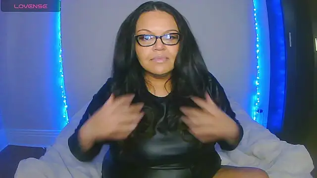 Mila Ferrara online show from February 19, 11:46 pm