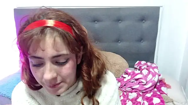 sarah lovesu online show from March 15, 10:55 pm