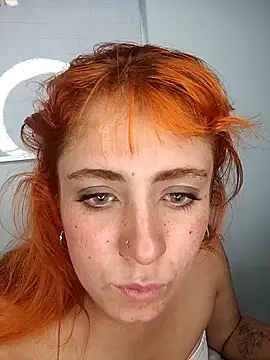 sarah lovesu online show from September 27, 2:33 pm