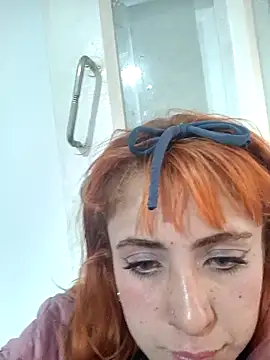 sarah lovesu online show from October 3, 7:22 pm