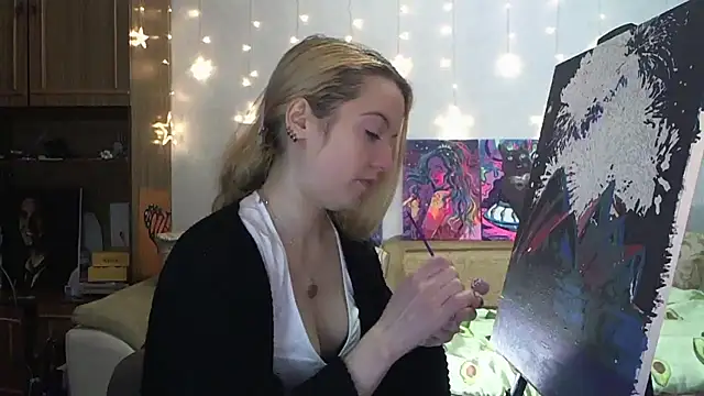 Snapshot of SecretSophia chatting on December 9, 2:39 pm SecretSophia online show from December 9, 2:39 pm
