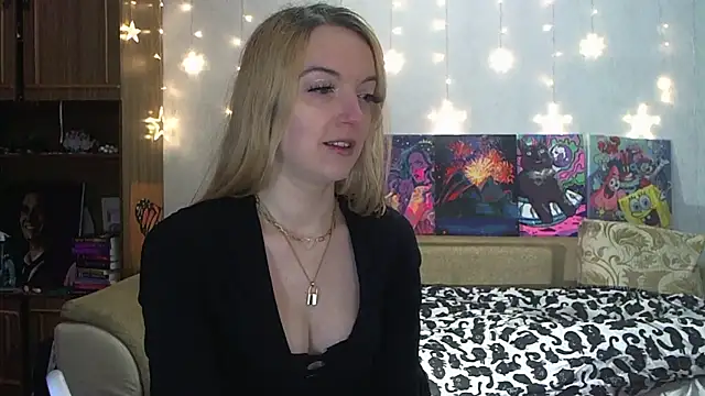 Snapshot of SecretSophia chatting on January 25, 7:18 pm SecretSophia online show from January 25, 7:18 pm