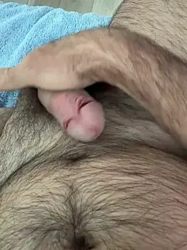 Snapshot of Daddyhole chatting on February 1, 3:32 pm Daddyhole online show from February 1, 3:32 pm