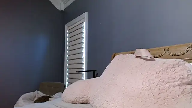 Lisaisluscious online show from January 23, 9:18 pm