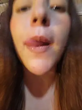 Snapshot of VickyHoult chatting on April 26, 11:46 pm VickyHoult online show from April 26, 11:46 pm
