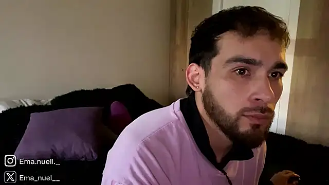 Snapshot of Emanuell__ chatting on June 24, 9:47 pm Emanuell online show from June 24, 9:47 pm