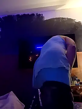 Snapshot of Jewfish420 chatting on December 4, 5:38 am Jewfish420 online show from December 4, 5:38 am