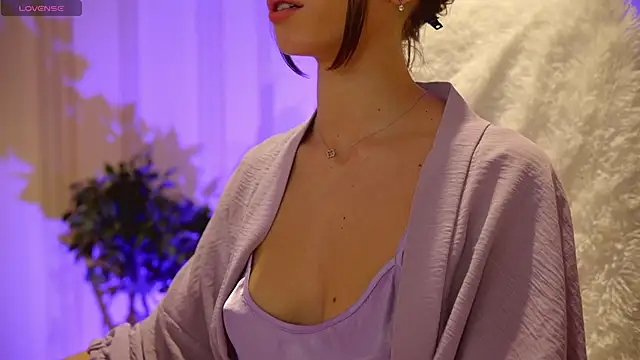 Snapshot of Danielle_Thomas chatting on February 26, 12:03 pm Danielle Thomas online show from February 26, 12:03 pm