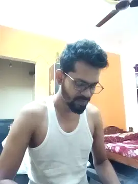 Snapshot of arhan3043 chatting on December 28, 4:08 am arhan3043 online show from December 28, 4:08 am