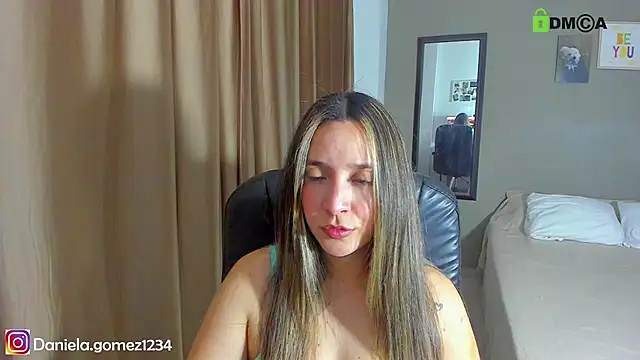 Danielacams online show from January 10, 4:12 am