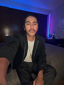 jrrichforever online show from March 27, 1:44 am