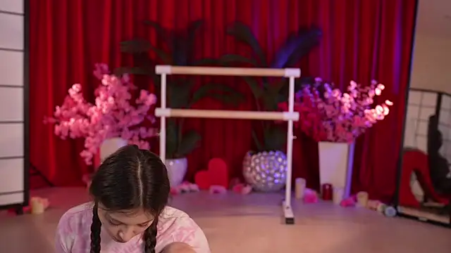 KittyCaitlin online show from March 22, 7:53 pm