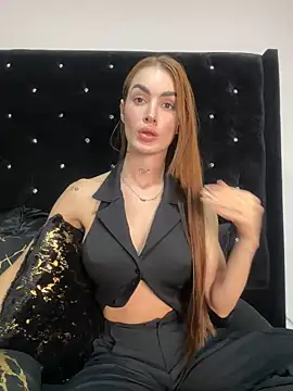 Snapshot of SofiaCarter chatting on December 16, 12:26 am SofiaCarter online show from December 16, 12:26 am