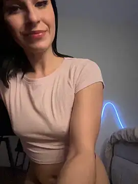 Snapshot of OIivia chatting on March 11, 9:37 pm OIivia online show from March 11, 9:37 pm