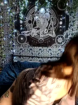 LazyTanukii online show from October 22, 6:46 am