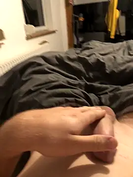 Snapshot of Bropp19 chatting on October 10, 11:04 pm Bropp19 online show from October 10, 11:04 pm