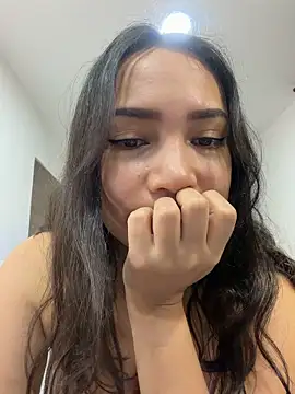 cutie and slutty online show from June 5, 5:58 am