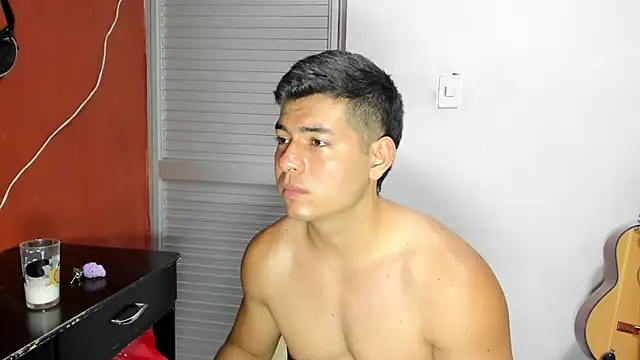 VincentSavage online show from March 16, 3:56 am