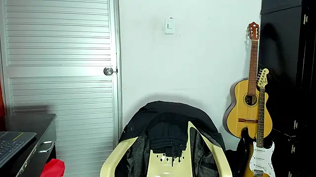 VincentSavage online show from April 18, 7:07 pm