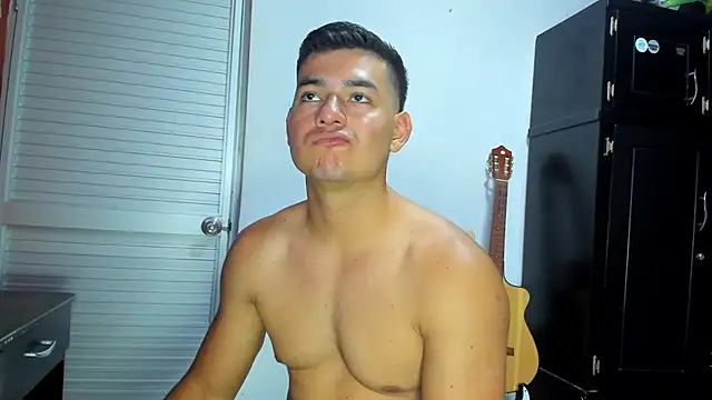 VincentSavage online show from May 30, 3:03 am
