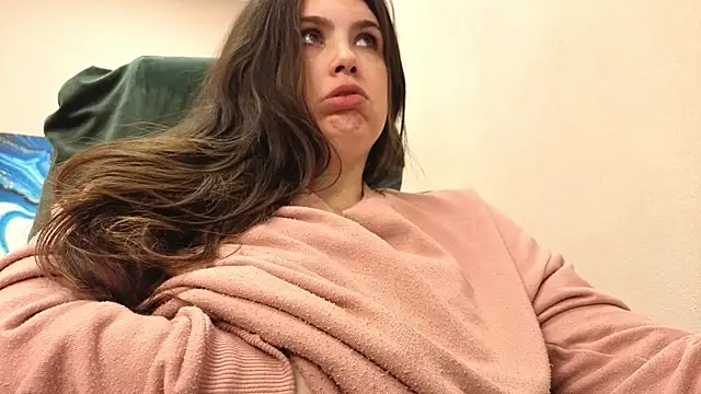 BattyMoll online show from October 12, 3:33 pm