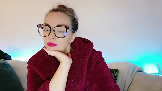 FemDom RubyKnightXXO online show from February 2, 12:09 am