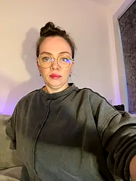 FemDom RubyKnightXXO online show from September 16, 6:31 pm