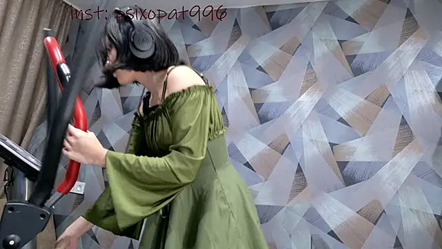 aliiiiiina online show from October 26, 8:59 pm