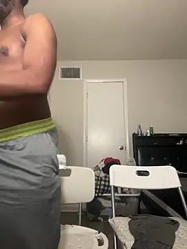 Snapshot of DancingLemonade chatting on January 18, 12:57 am DancingLemonade online show from January 18, 12:57 am