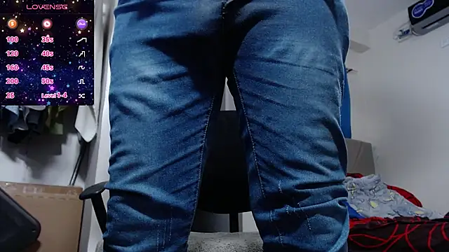 lewislamxxx hot online show from February 21, 11:43 pm