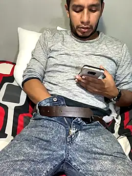 Snapshot of Darkdickhard chatting on October 20, 4:13 am Darkdickhard online show from October 20, 4:13 am