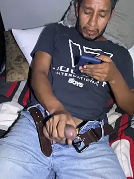 Snapshot of Darkdickhard chatting on October 29, 5:10 am Darkdickhard online show from October 29, 5:10 am