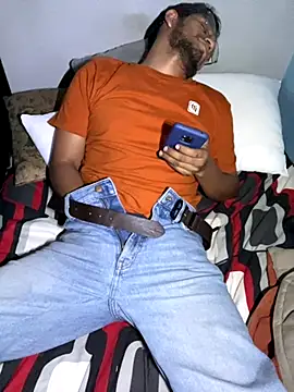 Snapshot of Darkdickhard chatting on October 30, 3:19 am Darkdickhard online show from October 30, 3:19 am